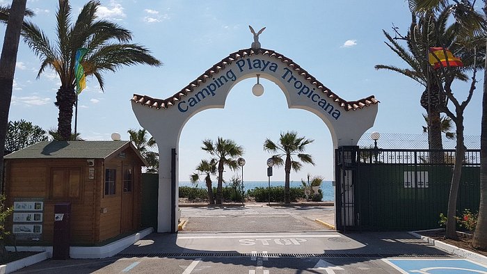 Playa Tropicana secondary view